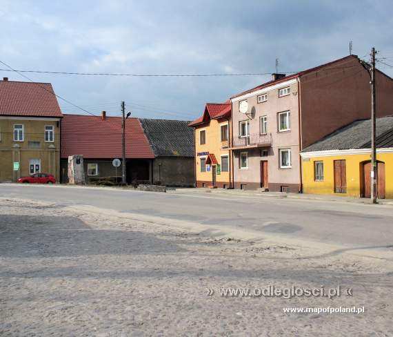 http://www.mapofpoland.pl/zdjecia-02374/Plac-Stefana-Zeromskiego-Checiny.jpg